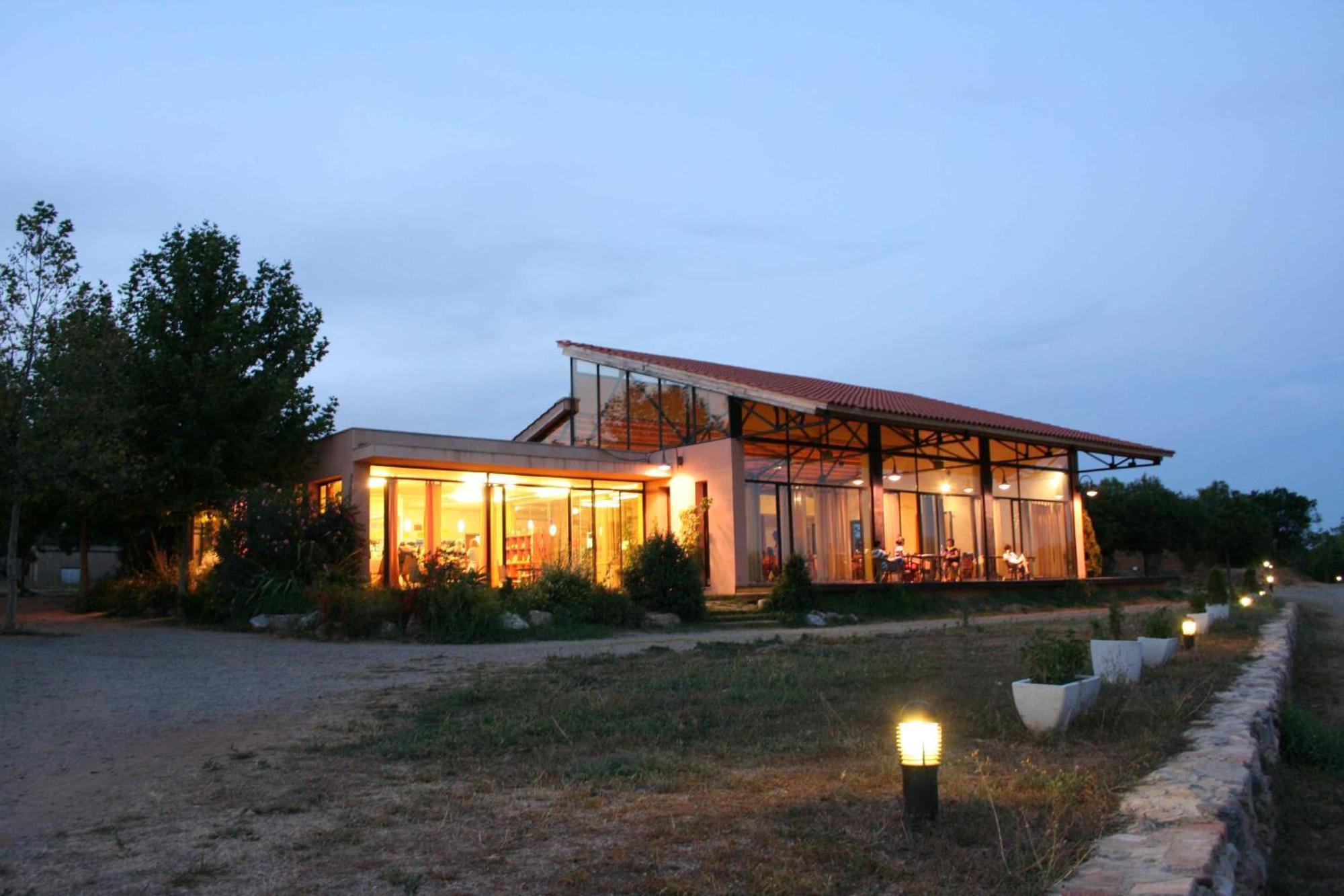 Hotel Ecologic Vinyols Camp Vinyols i Els Arcs Esterno foto